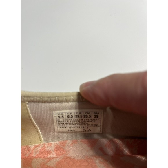 Skechers Relaxed Fit Memory Foam Slip On Women’s 9.5 Shoes EUC - Picture 9 of 12